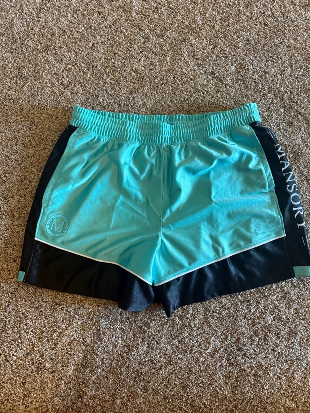 NWT Under Armour Aqua & Black Athletic Shorts 5” inseam XL